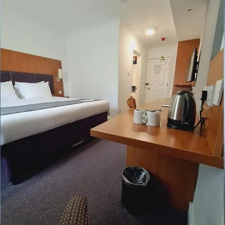 Cross Keys By Chef & Brewer Collection Hotel 3*