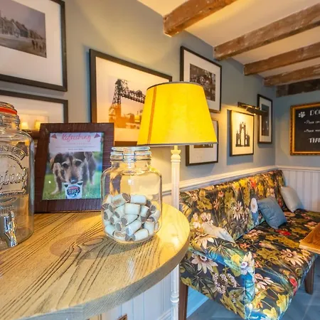 Cross Keys By Chef & Brewer Collection Hotel