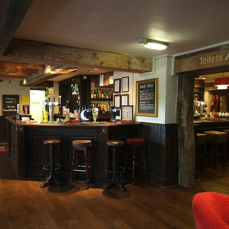 Cross Keys By Chef & Brewer Collection 3*