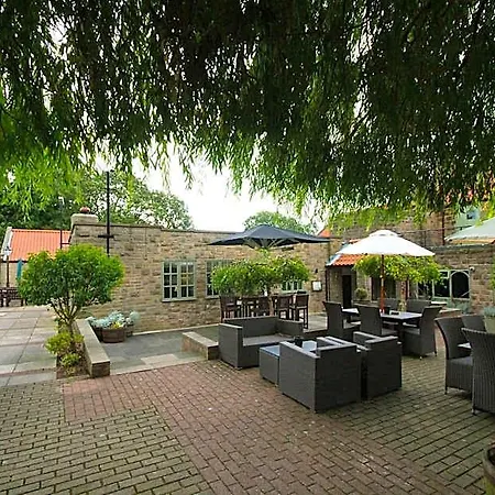 Cross Keys By Chef & Brewer Collection 3*