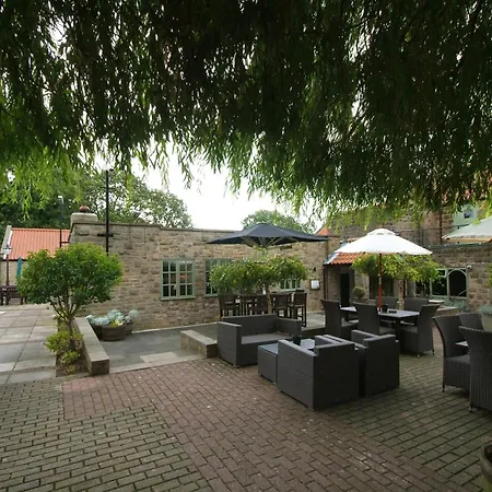 Cross Keys By Chef & Brewer Collection 3*
