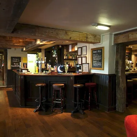 Cross Keys By Chef & Brewer Collection מלון 3*