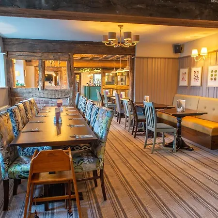 Cross Keys By Chef & Brewer Collection מלון