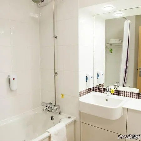 Cross Keys By Chef & Brewer Collection Hotel 3*